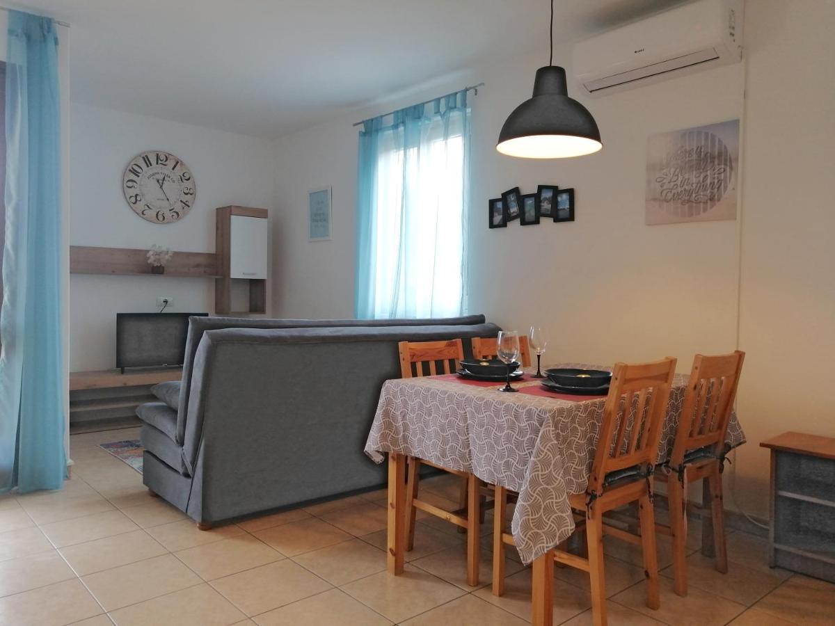 Apartment Layla - Intermezzo With Sea View In Center Of 拉巴克 外观 照片