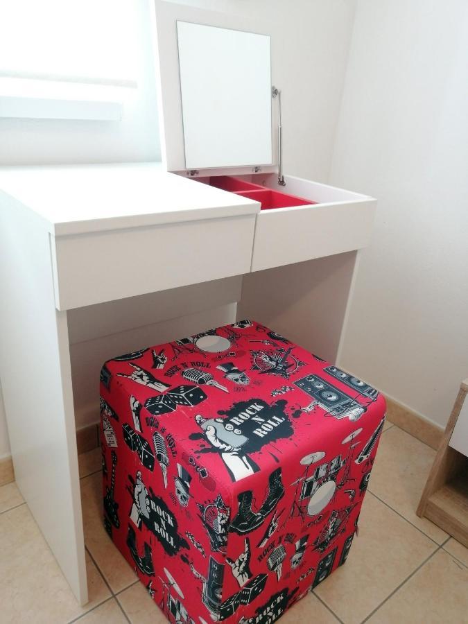Apartment Layla - Intermezzo With Sea View In Center Of 拉巴克 外观 照片