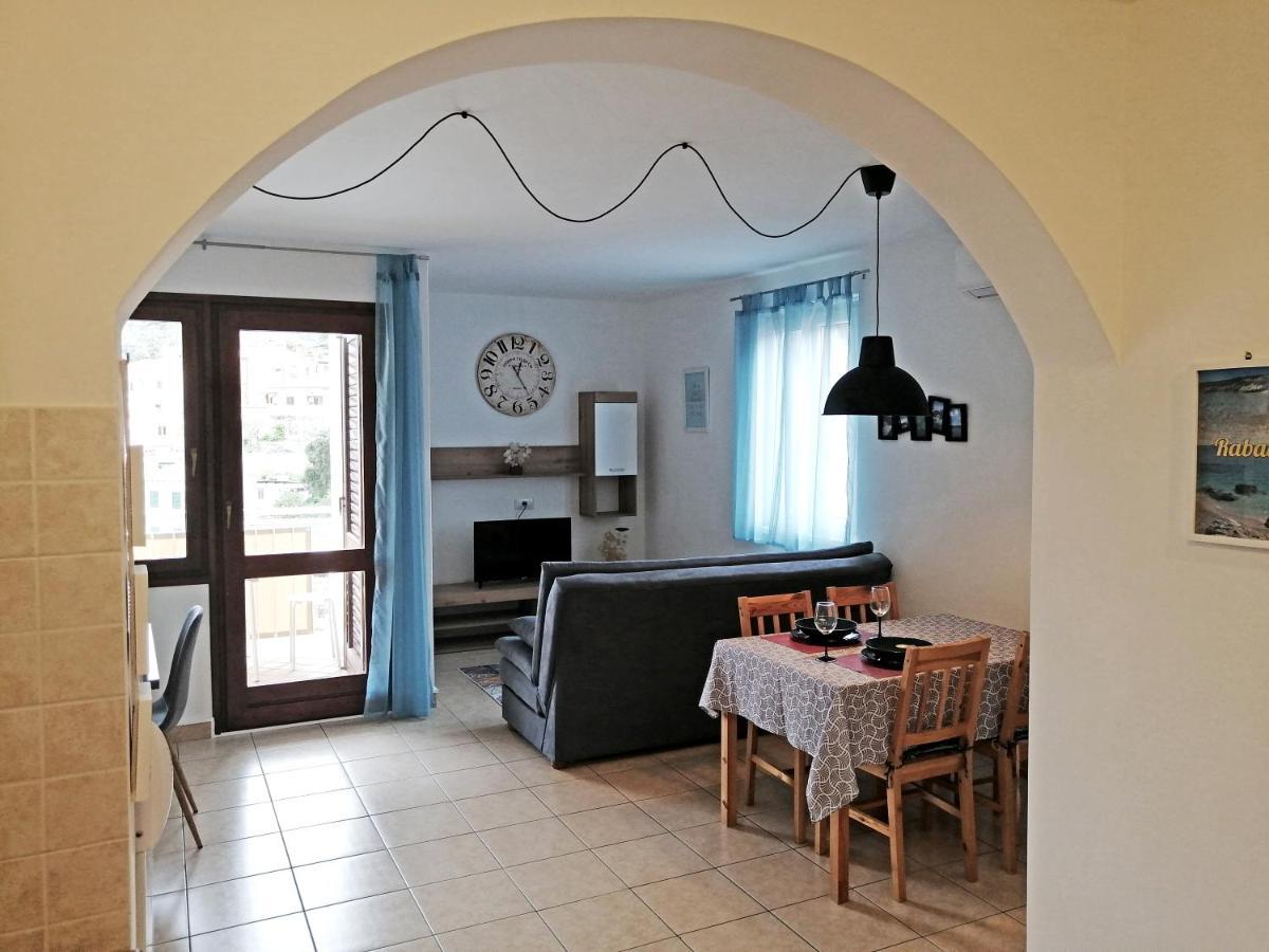 Apartment Layla - Intermezzo With Sea View In Center Of 拉巴克 外观 照片
